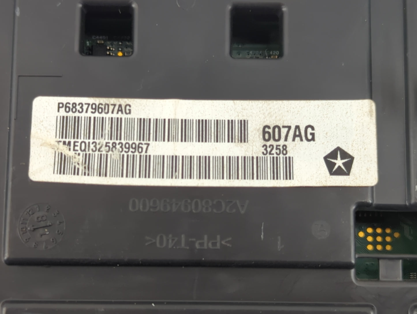 2019 Jeep Cherokee Instrument Cluster Speedometer Gauges P/N:P68379607AG Fits OEM Used Auto Parts - Oemusedautoparts1.com