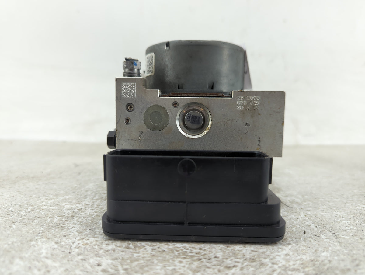 2017-2018 Jeep Compass Anti-Lock Brake ABS Pump Module Actuator OEM P/N:68402396AD Fits Fits 2017 2018 OEM Used Auto Parts -