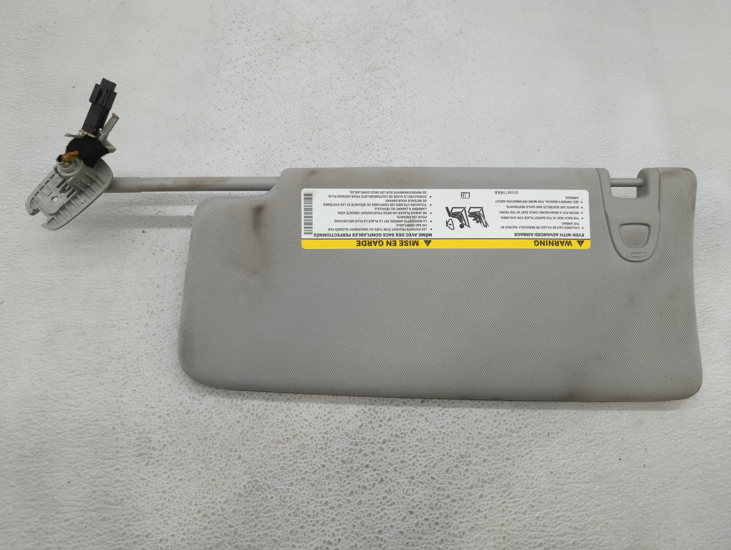 2019 Jeep Compass Sun Visor Shade Replacement Passenger Right Mirror Fits OEM Used Auto Parts - Oemusedautoparts1.com