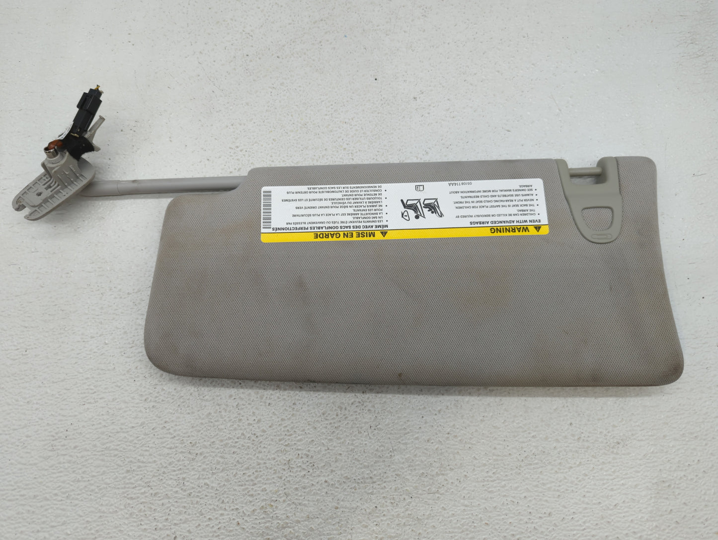 2019 Jeep Compass Sun Visor Shade Replacement Passenger Right Mirror Fits OEM Used Auto Parts - Oemusedautoparts1.com