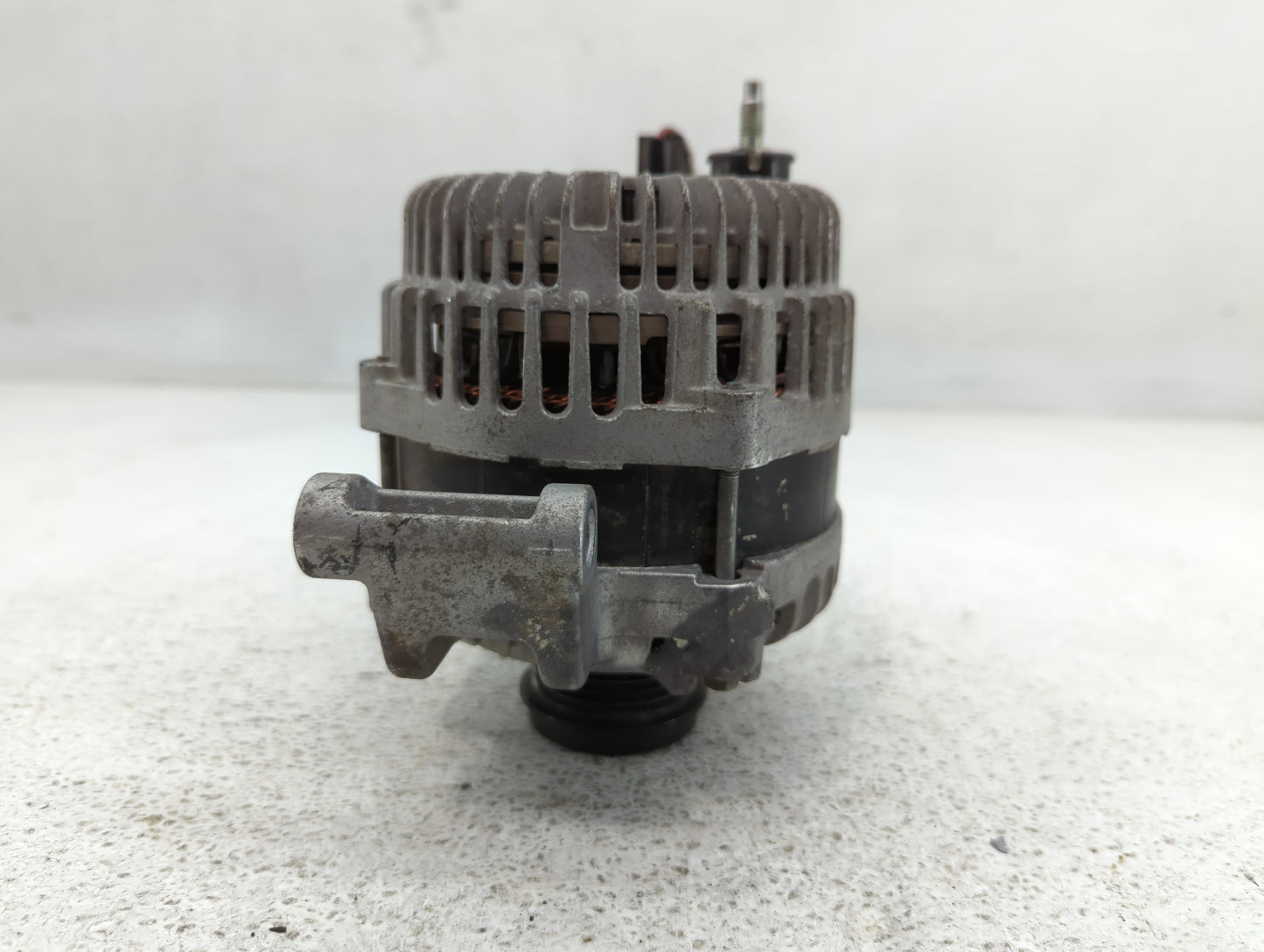 2017-2022 Jeep Compass Alternator Replacement Generator Charging Assembly Engine OEM P/N:56029624 AB Fits OEM Used Auto Part