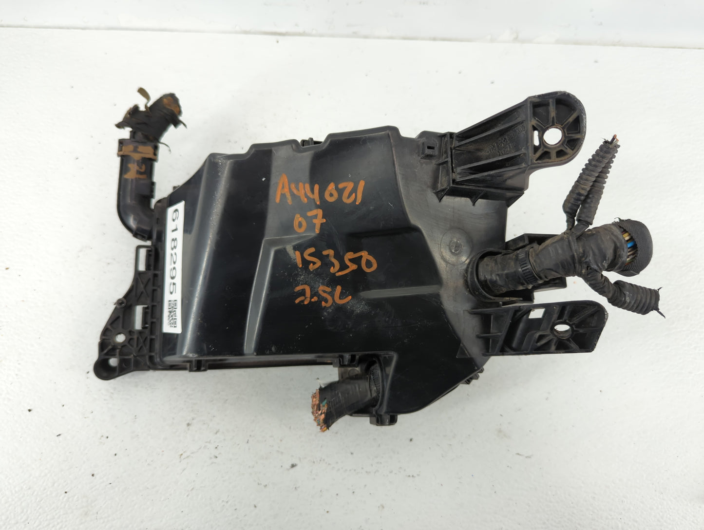 2019 Jeep Grand Cherokee Fusebox Fuse Box Panel Relay Module P/N:82662-53120 Fits OEM Used Auto Parts - Oemusedautoparts1.co