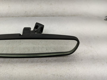 2015-2022 Jeep Renegade Interior Rear View Mirror Replacement OEM P/N:E11045617 Fits Fits 2015 2016 2017 2018 2019 2020 2021 2022 OEM Used Auto Parts