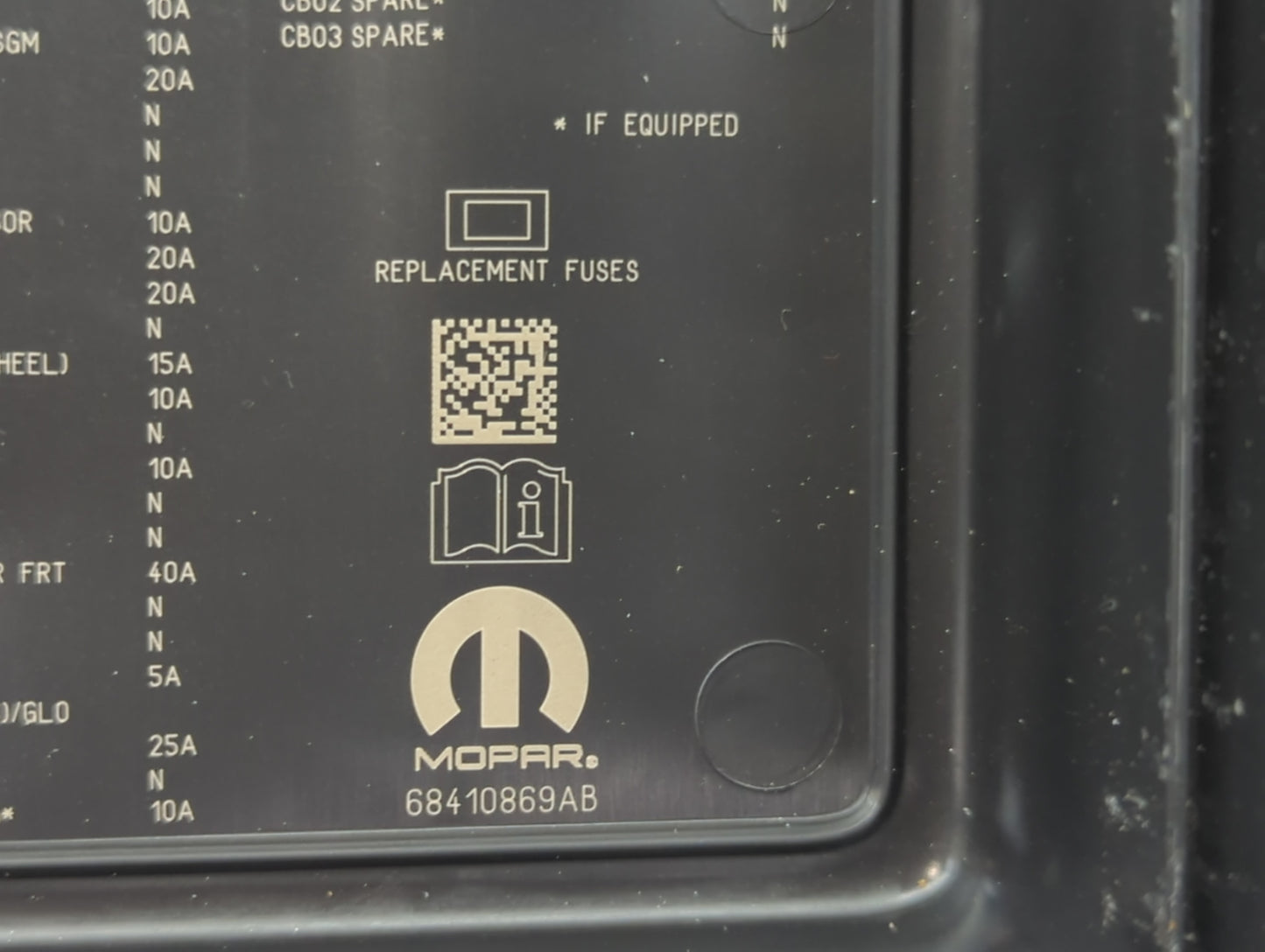 2019 Jeep Wrangler Fusebox Fuse Box Panel Relay Module P/N:68410869AB Fits OEM Used Auto Parts - Oemusedautoparts1.com