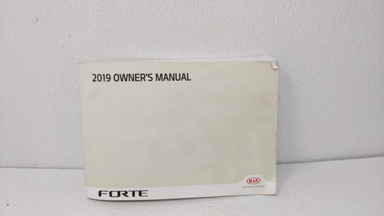 2019 Kia Forte Owners Manual Book Guide OEM Used Auto Parts - Oemusedautoparts1.com