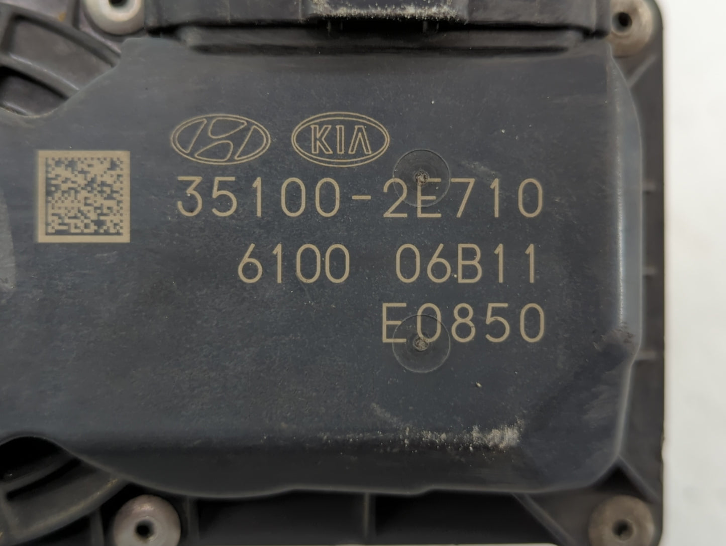 2019 Kia Forte Throttle Body P/N:35100-2E710 Fits OEM Used Auto Parts - Oemusedautoparts1.com
