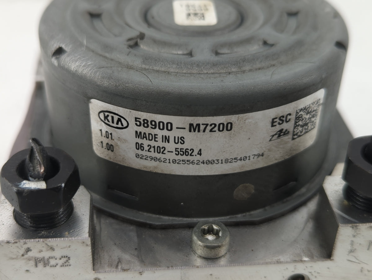 2019-2021 Kia Forte Anti-Lock Brake ABS Pump Module Actuator OEM P/N:58900-M7200 Fits Fits 2019 2020 2021 OEM Used Auto Part
