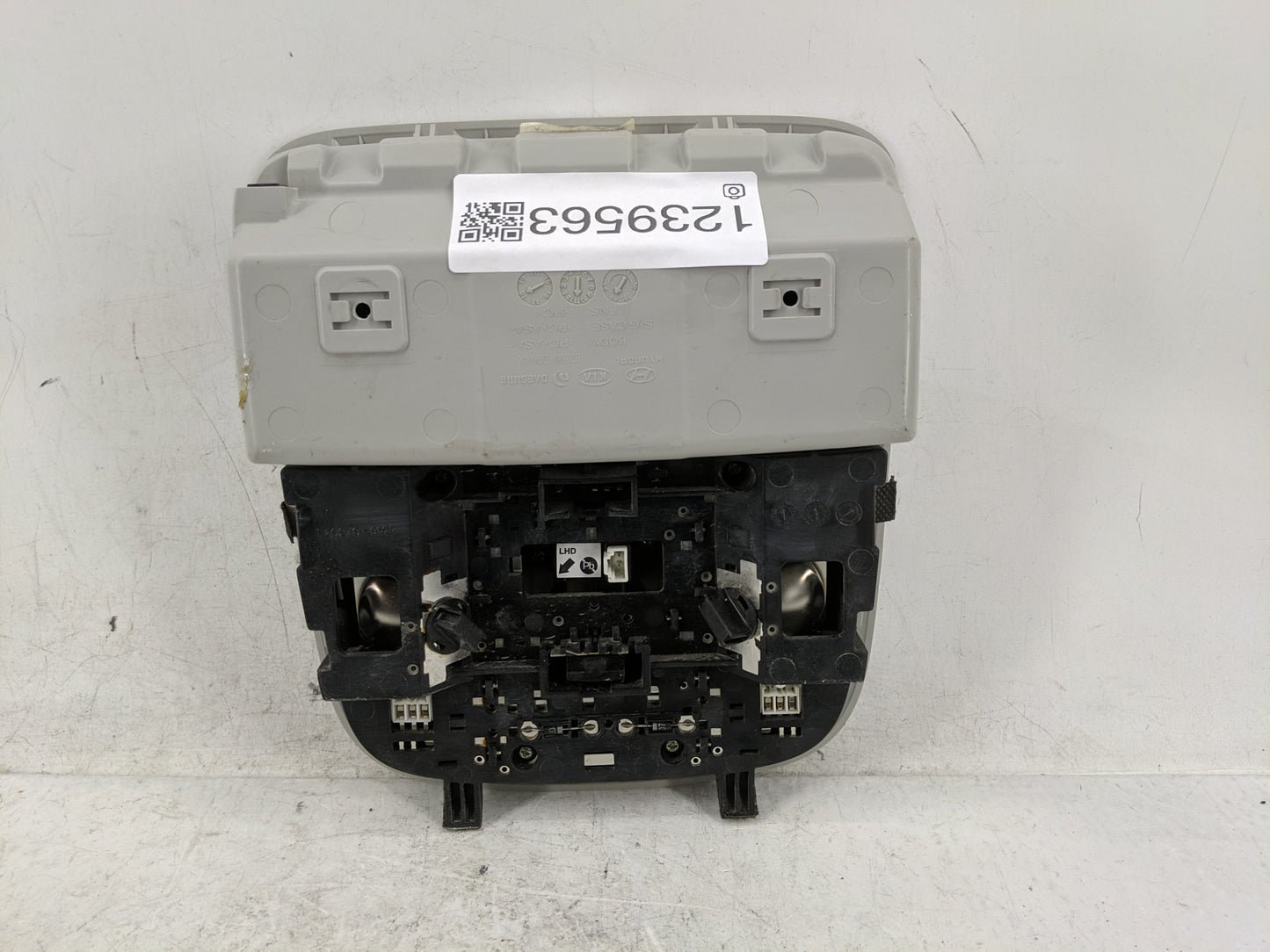 2017-2020 Kia Niro Overhead Roof Console - Oemusedautoparts1.com