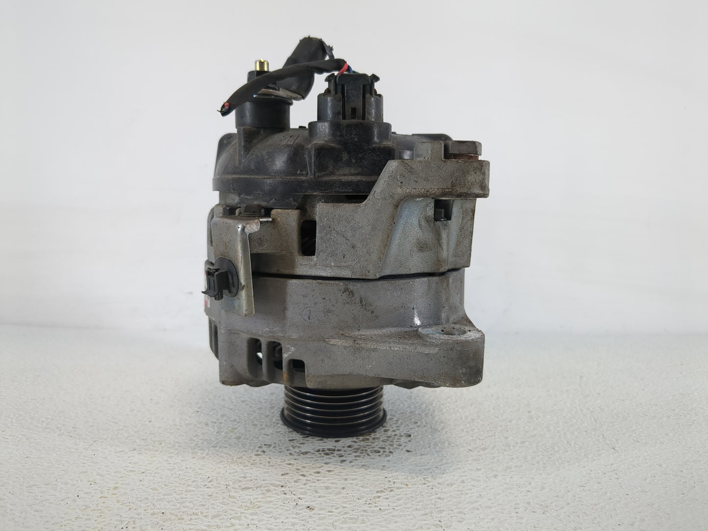 2016-2020 Kia Optima Alternator Replacement Generator Charging Assembly Engine OEM P/N:37300-2G061 Fits OEM Used Auto Parts
