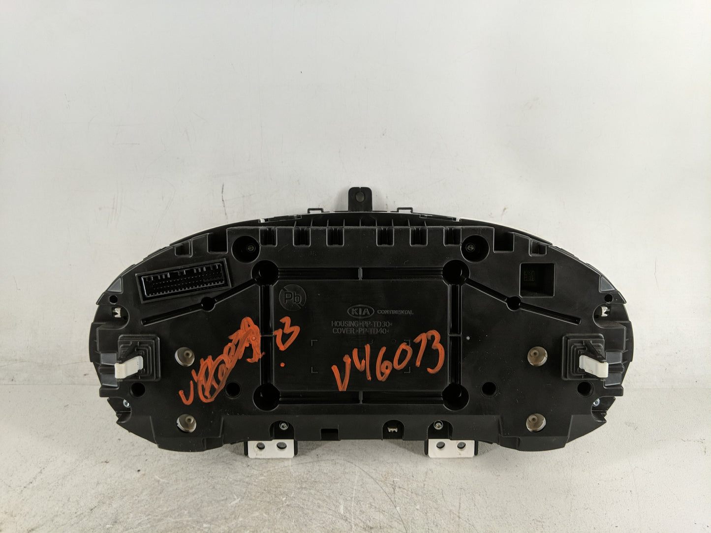 2019-2020 Kia Optima Instrument Cluster Speedometer Gauges P/N:94021-D5030 Fits Fits 2019 2020 OEM Used Auto Parts - Oemused