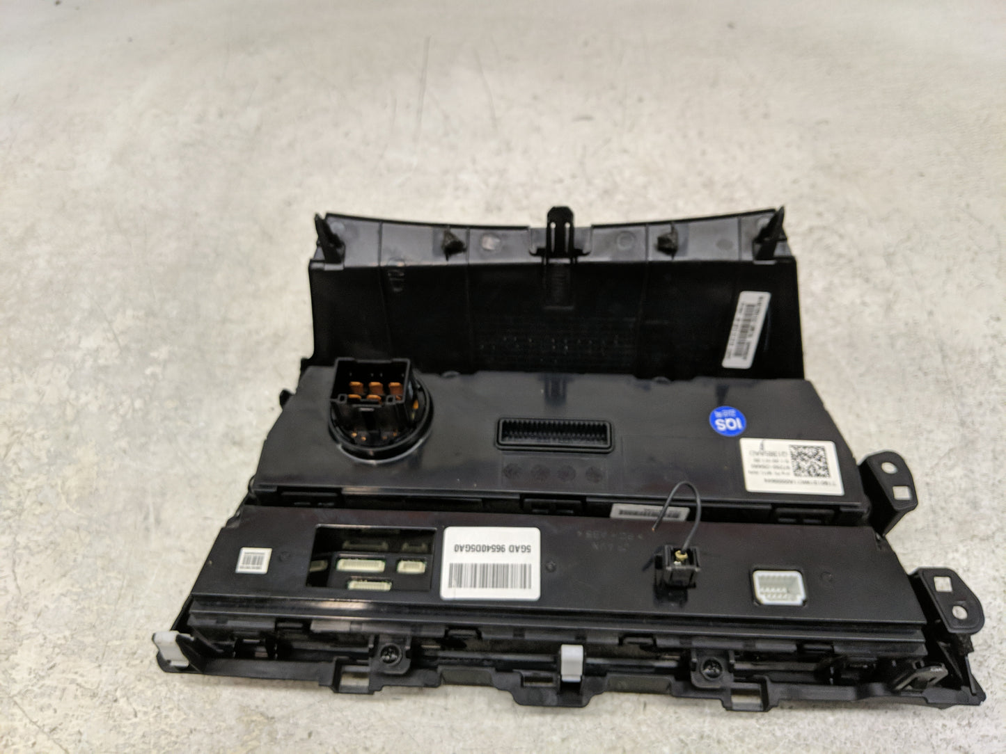 2019-2020 Kia Optima Radio AM FM Cd Player Receiver Replacement P/N:96540D5GA0WK Fits Fits 2019 2020 OEM Used Auto Parts - O