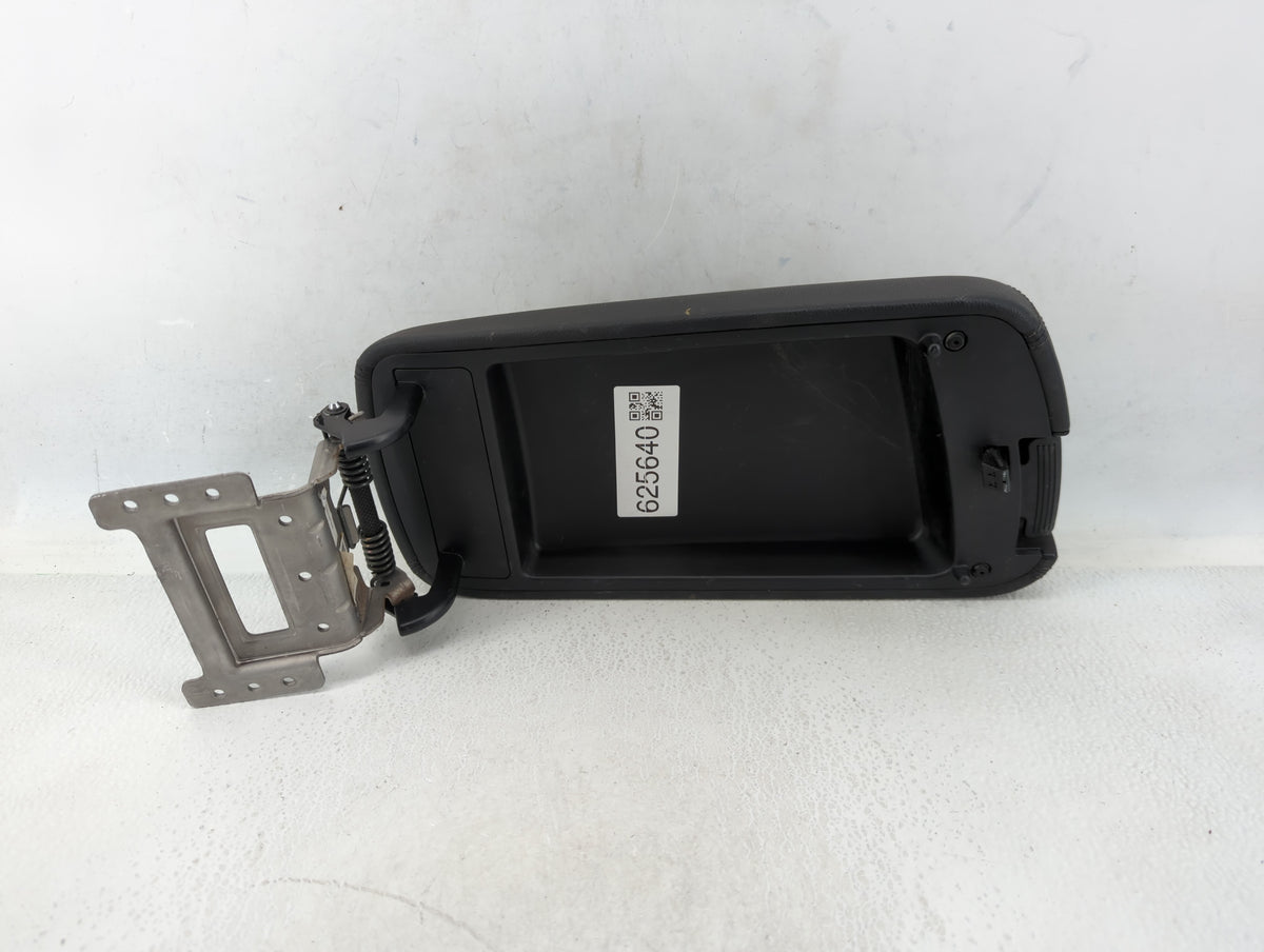 2019 Kia Optima Center Console Armrest Cover Lid Black 625640 - Oemusedautoparts1.com