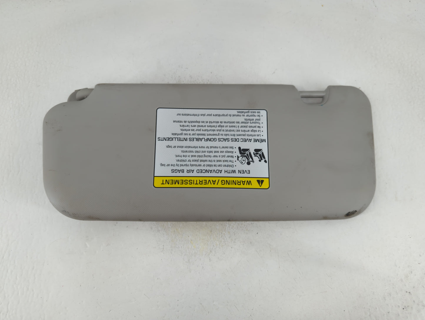 2018-2020 Kia Rio Sun Visor Shade Replacement Passenger Right Mirror Fits Fits 2018 2019 2020 2021 2022 OEM Used Auto Parts