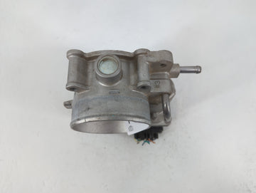 2019-2020 Kia Sorento Throttle Body P/N:35100-3L100 Fits Fits 2017 2018 2019 2020 2021 2022 OEM Used Auto Parts