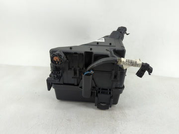 2019-2020 Kia Sorento Fusebox Fuse Box Panel Relay Module Fits Fits 2019 2020 OEM Used Auto Parts