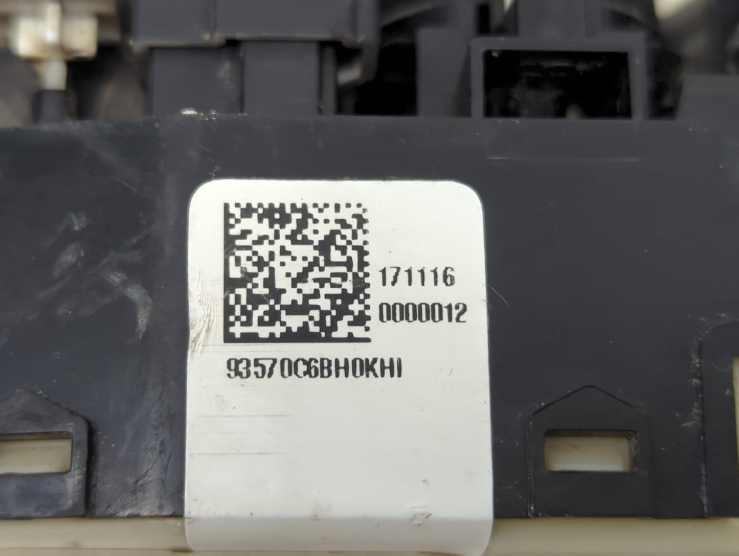 2019-2020 Kia Sorento Master Power Window Switch Replacement Driver Side Left P/N:93570C6BH0KHI Fits Fits 2019 2020 OEM Used