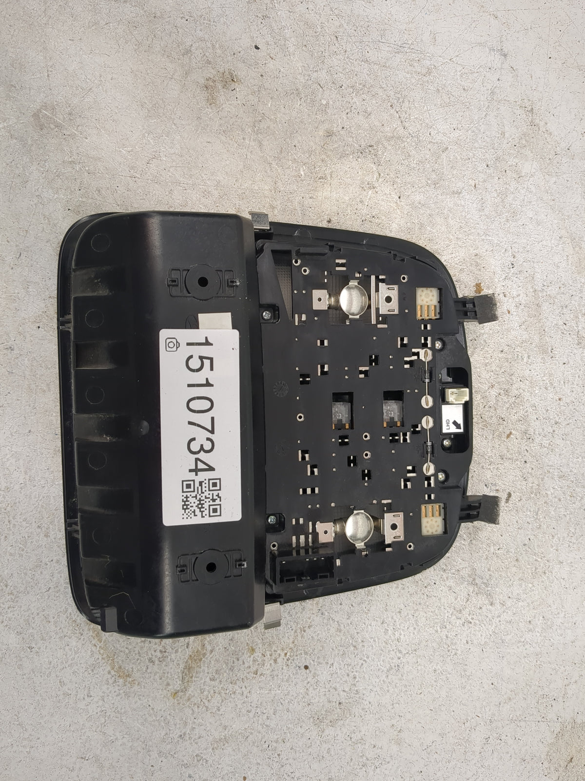 2016-2020 Kia Sorento Overhead Roof Console Black - Oemusedautoparts1.com