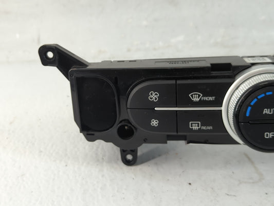 2017-2019 Kia Soul Climate Control Module Temperature AC/Heater Replacement P/N:97250-B2GQ1CA Fits Fits 2017 2018 2019 OEM Used Auto Parts