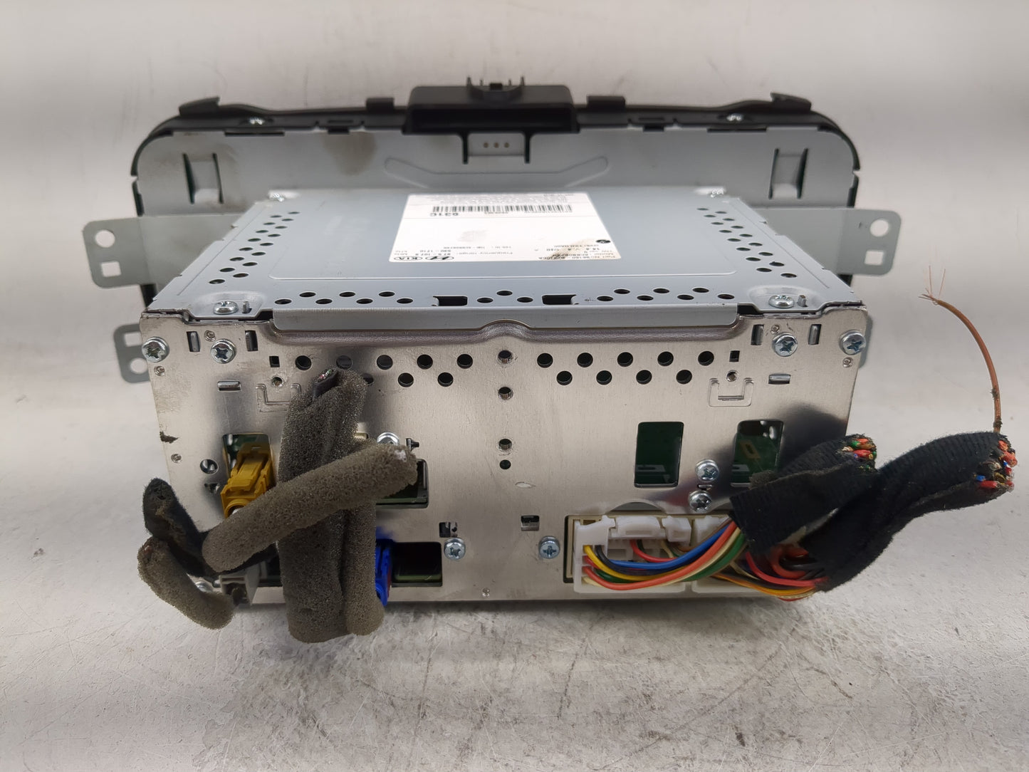 2017-2019 Kia Soul Radio AM FM Cd Player Receiver Replacement P/N:96160-B2310CA Fits Fits 2017 2018 2019 OEM Used Auto Parts