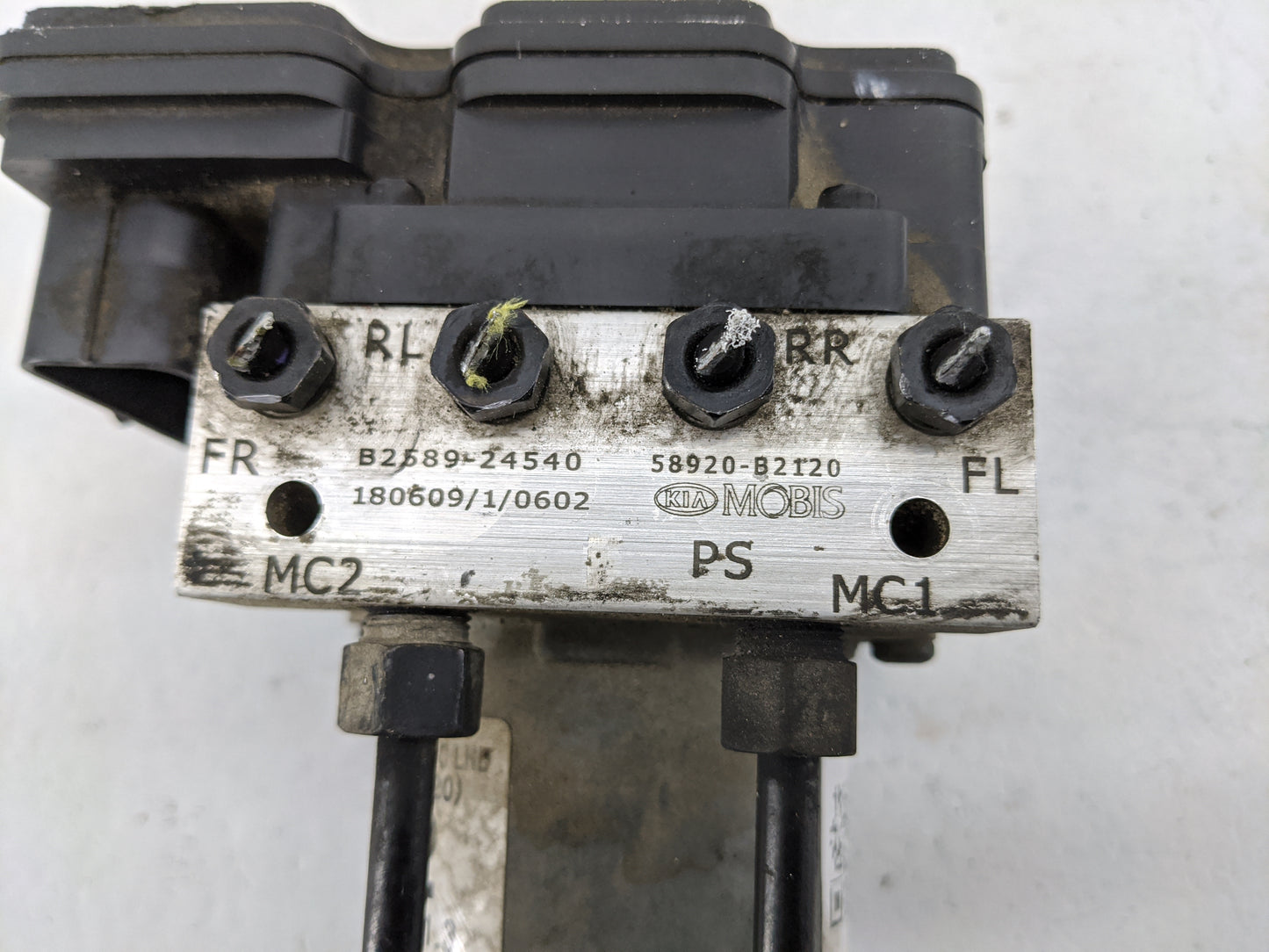 2017-2019 Kia Soul ABS Pump Control Module Replacement P/N:58920-B2120 B2589-24540, 180609/1/0602 Fits Fits 2017 2018 2019 O