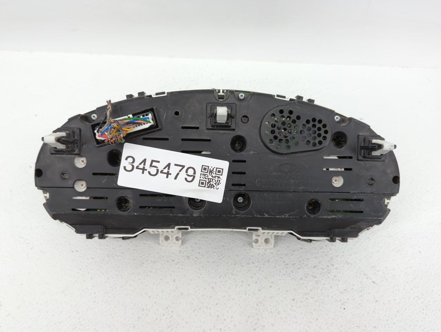 2017-2019 Kia Soul Instrument Cluster Speedometer Gauges P/N:94006-82720 94008-82720 Fits Fits 2017 2018 2019 OEM Used Auto