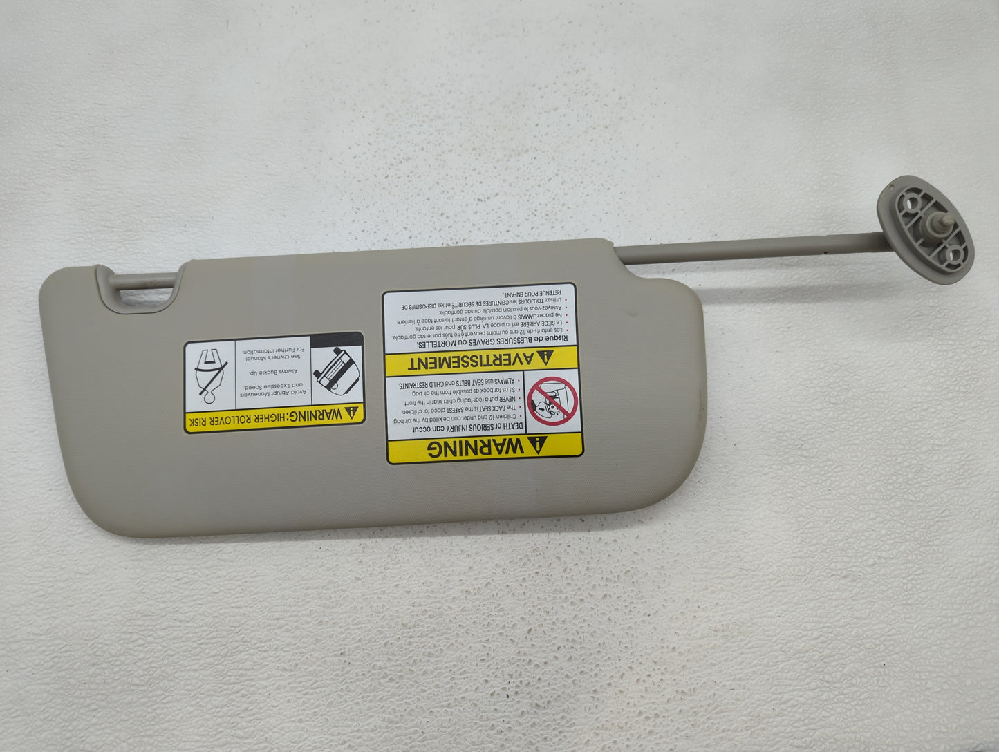 2014-2019 Kia Soul Sun Visor Shade Replacement Driver Left Mirror Fits Fits 2014 2015 2016 2017 2018 2019 OEM Used Auto Part