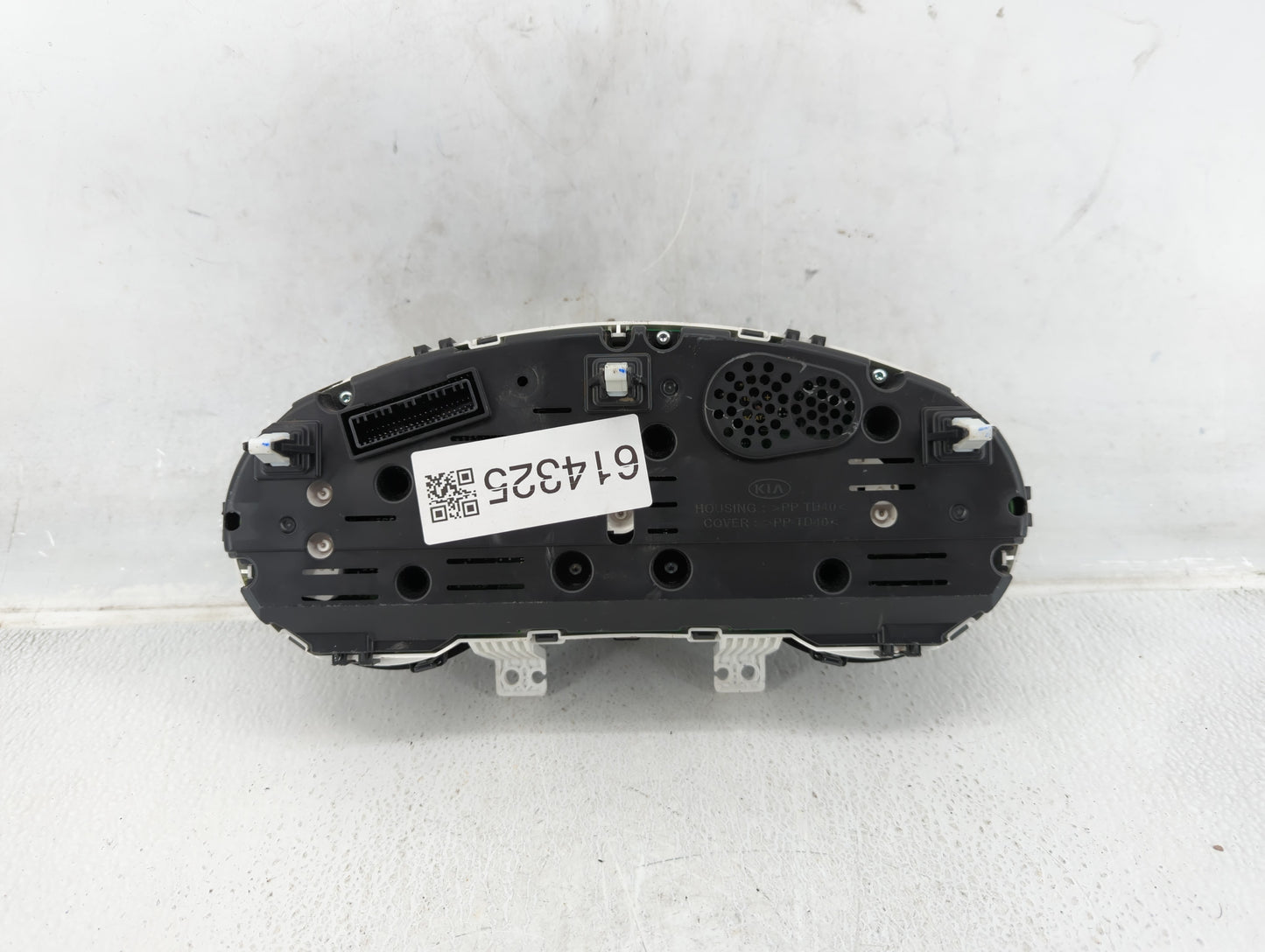 2017-2019 Kia Soul Instrument Cluster Speedometer Gauges P/N:94006-B2720 Fits Fits 2017 2018 2019 OEM Used Auto Parts - Oemu