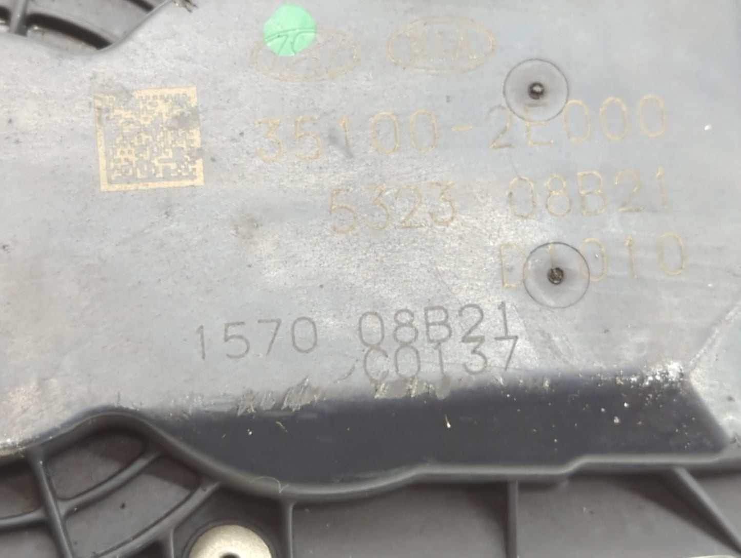 2014-2019 Kia Soul Throttle Body P/N:35100-2E000 Fits Fits 2011 2012 2013 2014 2015 2016 2017 2018 2019 2020 2021 OEM Used A