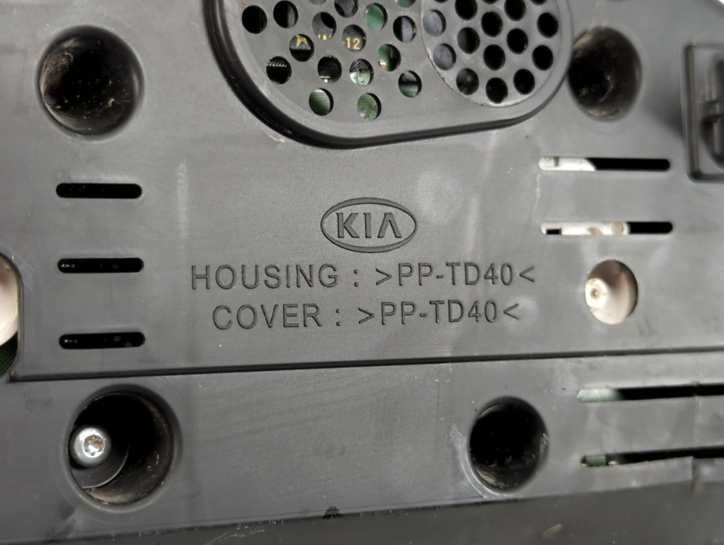 2018-2019 Kia Soul Instrument Cluster Speedometer Gauges Fits Fits 2018 2019 OEM Used Auto Parts - Oemusedautoparts1.com