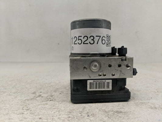 2017-2019 Kia Sportage ABS Pump Control Module Replacement P/N:BE6003R200 Fits Fits 2017 2018 2019 OEM Used Auto Parts