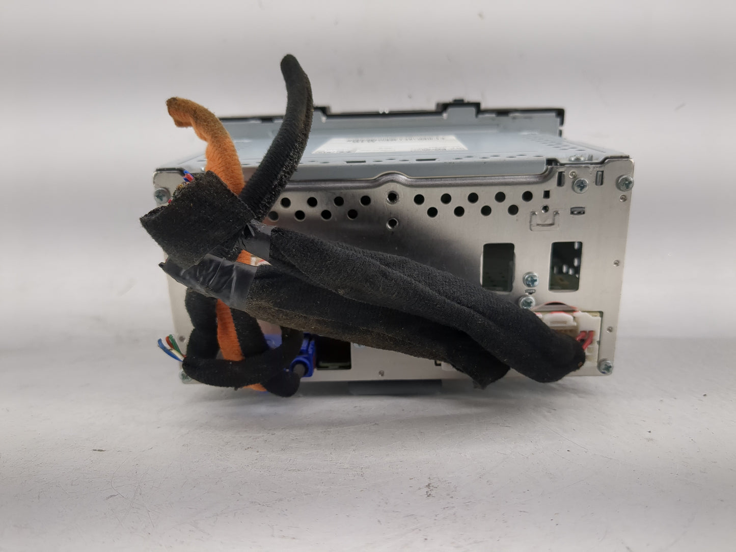 2018-2019 Kia Sportage Radio AM FM Cd Player Receiver Replacement P/N:96160-D9100WK Fits Fits 2018 2019 OEM Used Auto Parts