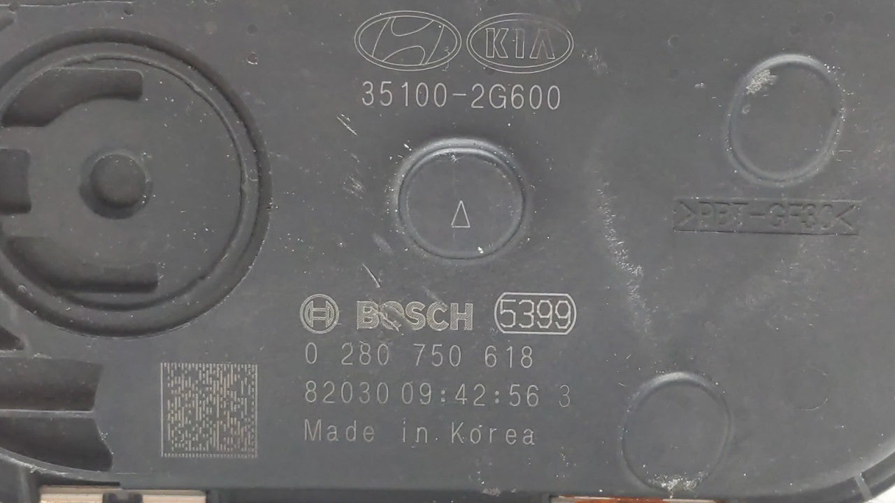 2017-2019 Kia Sportage Throttle Body P/N:0 280 750 618 35100-2G600 Fits Fits 2015 2016 2017 2018 2019 OEM Used Auto Parts -
