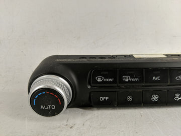 2018-2020 Kia Stinger Climate Control Module Temperature AC/Heater Replacement P/N:97250-J5XXX 97250-J5000 Fits OEM Used Auto Parts