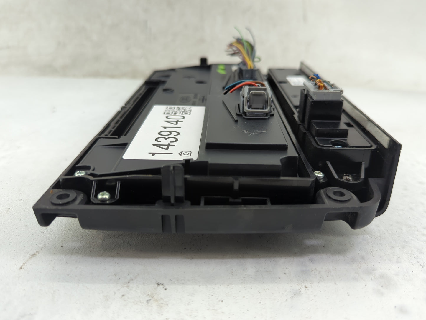 2017-2019 Land Rover Discovery Sport Climate Control Module Temperature AC/Heater Replacement P/N:HK72-14B596-KA Fits OEM Us