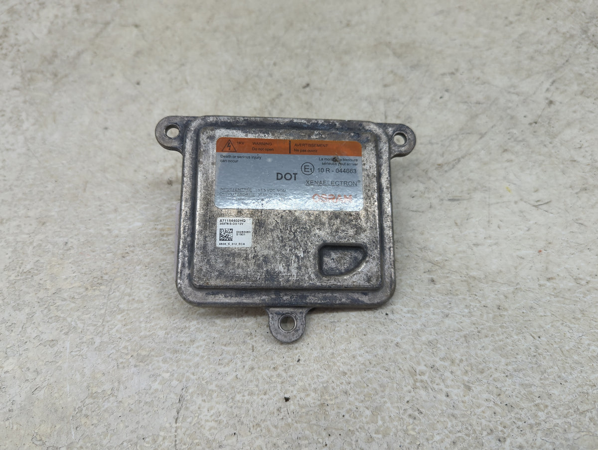 2019 Land Rover Discovery Sport Headlight Ballast Head Light - Oemusedautoparts1.com