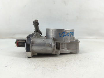 2019 Land Rover Land Rover Throttle Body P/N:DX23-9F991-AB D3V9T 182961, A2C90654700 Fits Fits 2013 2014 2015 2016 2017 2018 2020 OEM Used Auto Parts