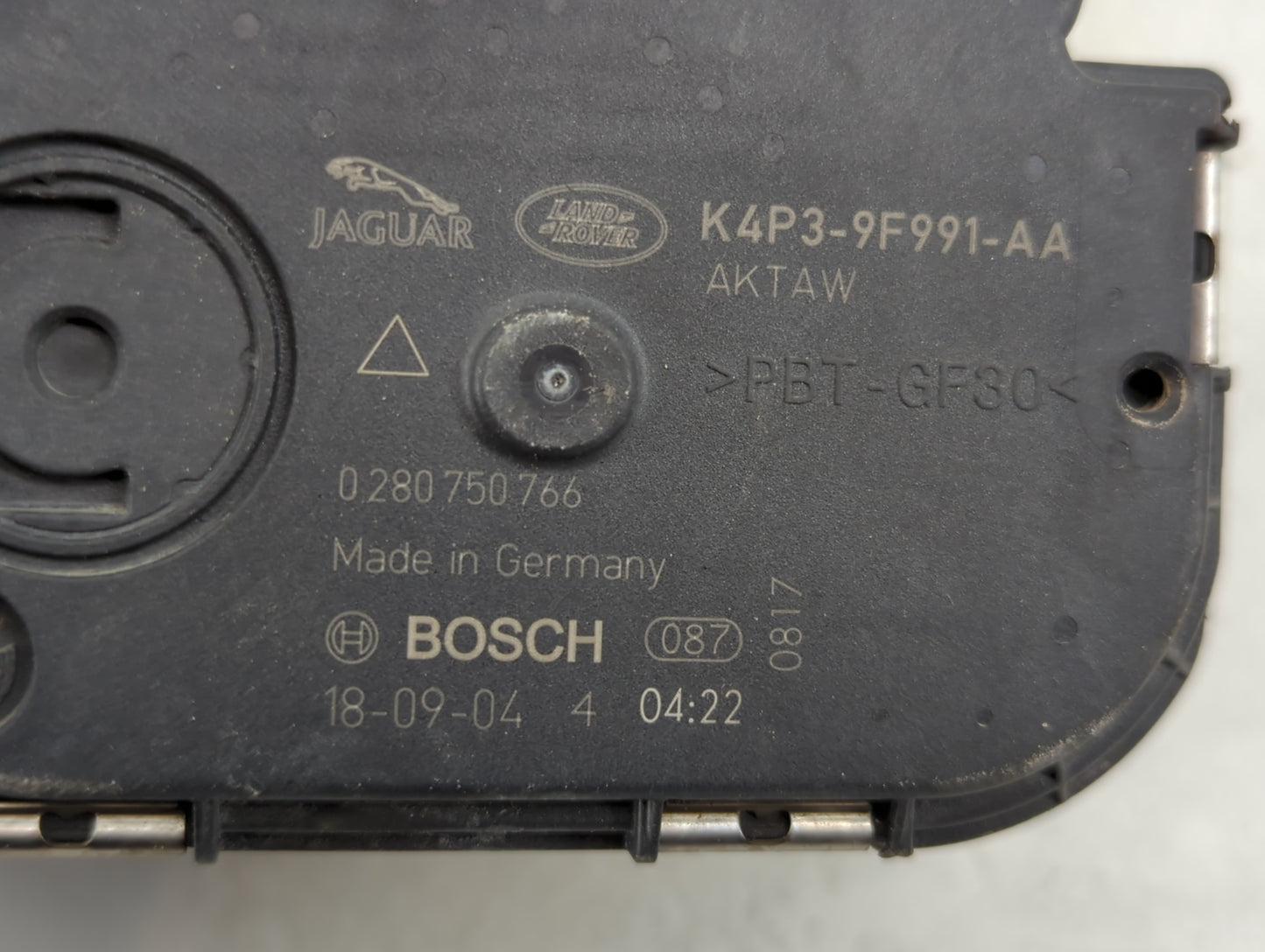 2018-2019 Land Rover Range Rover Evoque Throttle Body P/N:K4P3 9F991 AA Fits Fits 2018 2019 2020 OEM Used Auto Parts - Oemus