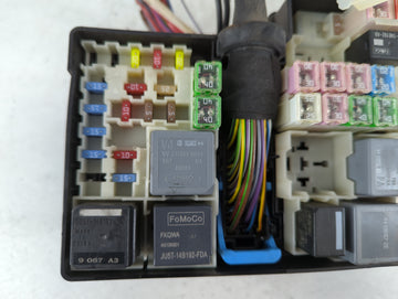 2018-2019 Lincoln Mkc Fusebox Fuse Box Panel Relay Module P/N:AV6T-14A067-AD Fits Fits 2018 2019 OEM Used Auto Parts