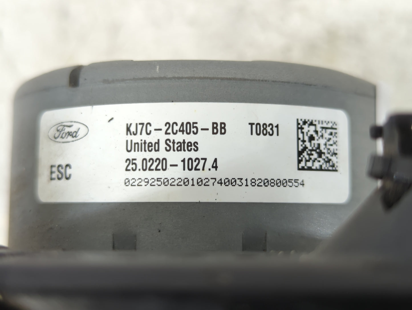 2019 Lincoln Mkc ABS Pump Control Module Replacement P/N:KJ7C-2C405-BB Fits OEM Used Auto Parts - Oemusedautoparts1.com