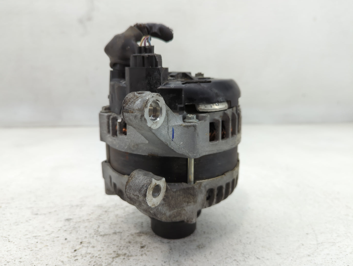2015-2019 Lincoln Mkc Alternator Replacement Generator Charging Assembly Engine OEM P/N:104211-0770 G2GT-10300-AA Fits OEM U