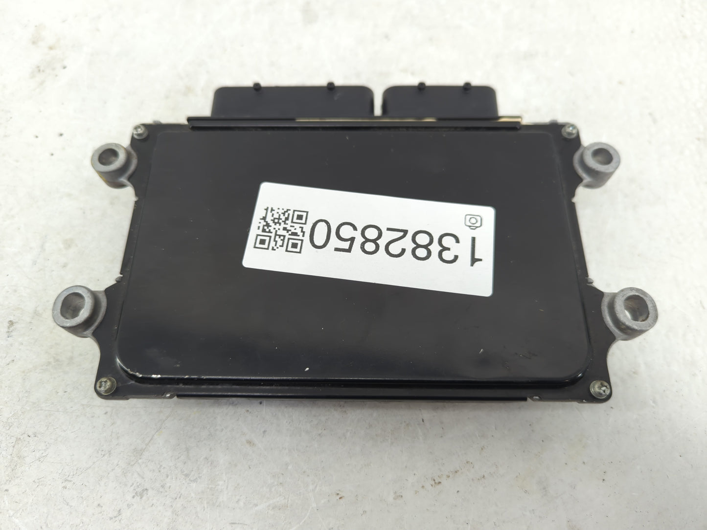 2019-2022 Mazda 3 PCM Engine Control Computer ECU ECM PCU OEM P/N:PAJ918881 Fits Fits 2019 2020 2021 2022 OEM Used Auto Part