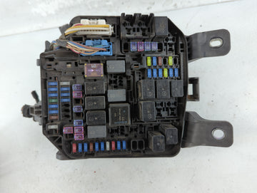 2019 Mazda 3 Fusebox Fuse Box Panel Relay Module P/N:BCKA 6676Y Fits Fits 2020 2021 2022 OEM Used Auto Parts