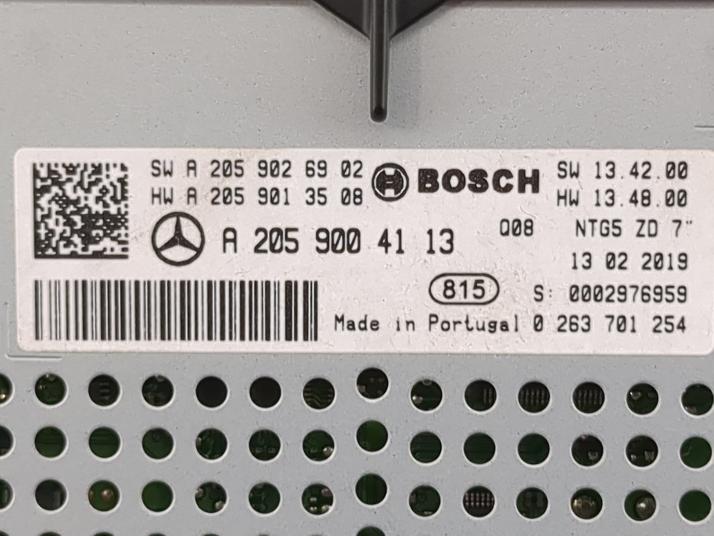 2019 Mercedes-Benz Glc300 Radio AM FM Cd Player Receiver Replacement P/N:A2059006902 A2059013508, A2059004113, 0263701254 Fi