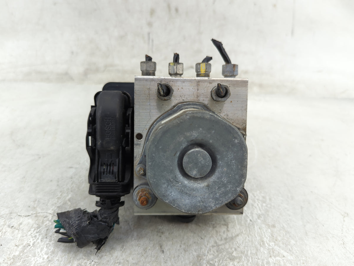 2018 Mitsubishi Eclipse Cross Anti-Lock Brake ABS Pump Module Actuator OEM P/N:P05154911AG Fits OEM Used Auto Parts - Oemuse