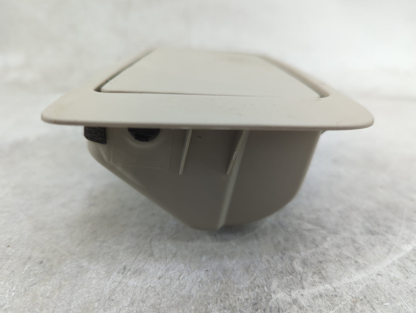 2019 Mitsubishi Outlander Overhead Roof Console - Oemusedautoparts1.com