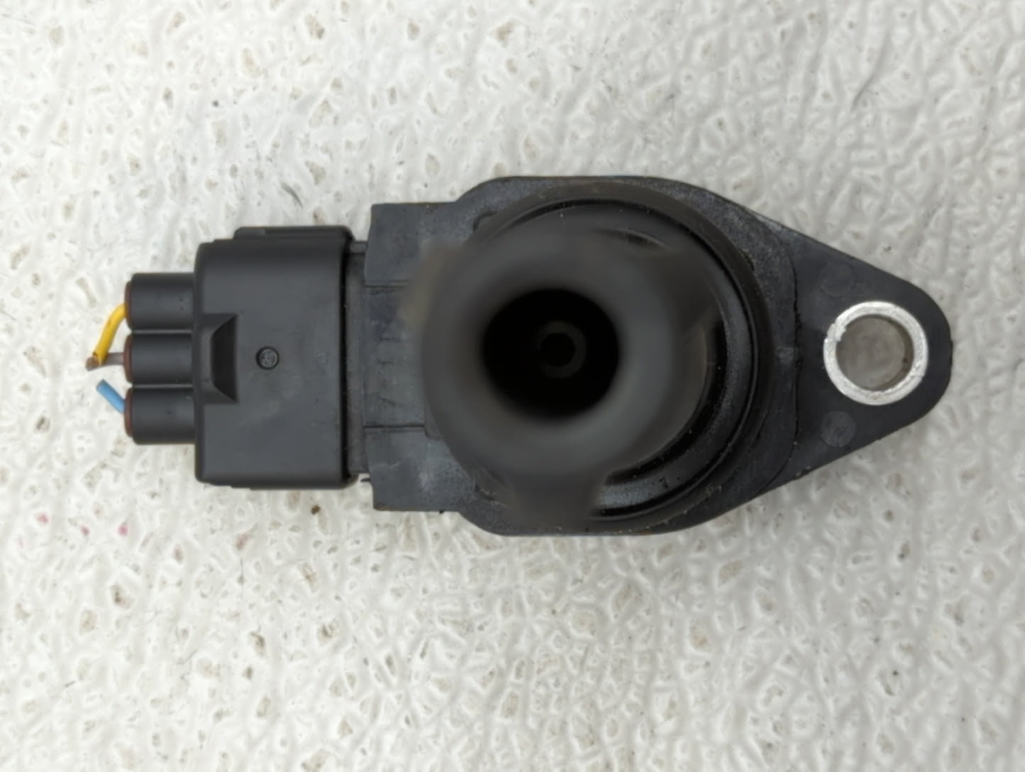 2007-2016 Mitsubishi Outlander Ignition Coil Igniter Pack - Oemusedautoparts1.com