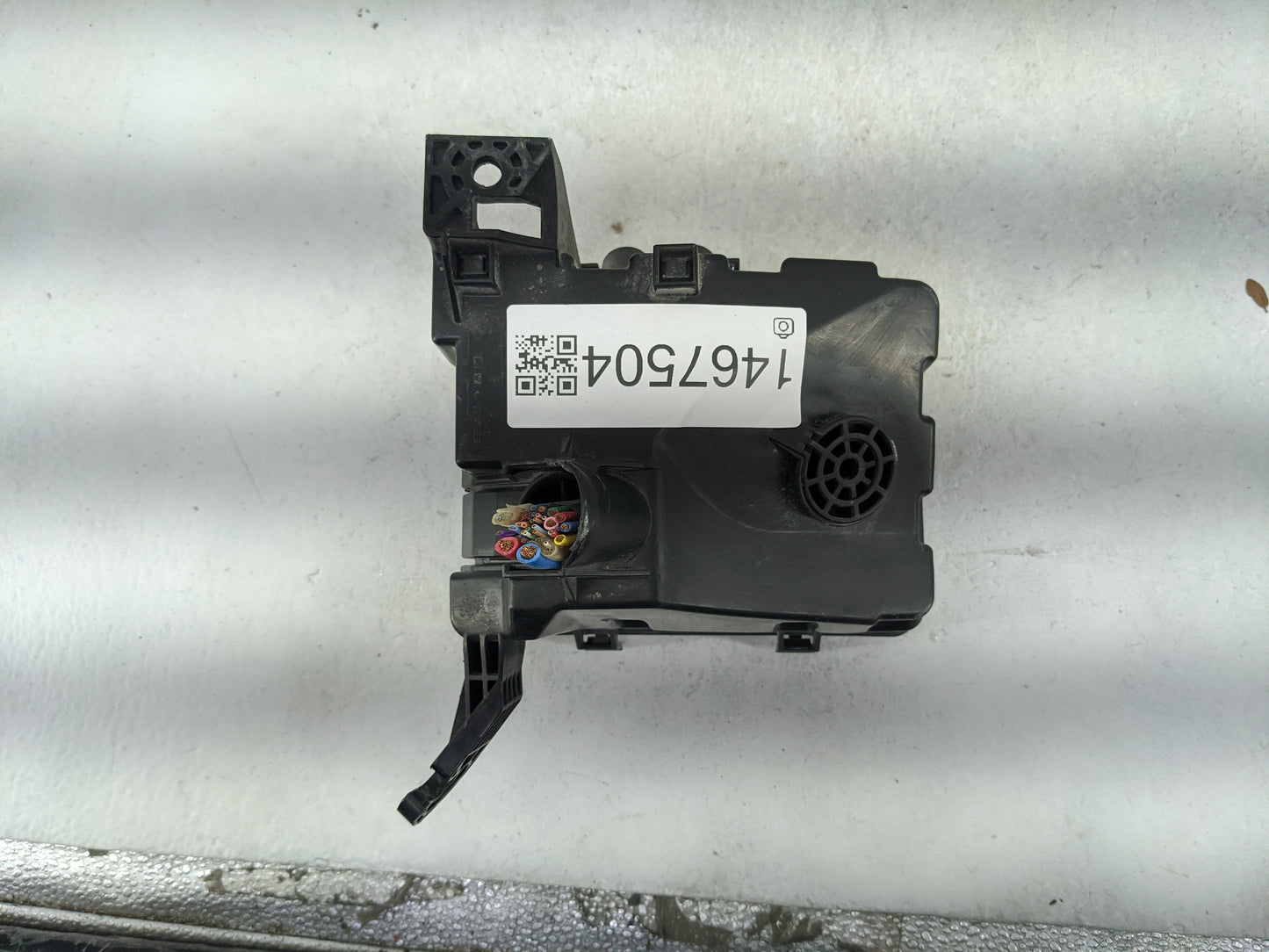 2019-2022 Nissan Altima Fusebox Fuse Box Panel Relay Module P/N:284B76CA0A Fits Fits 2019 2020 2021 2022 OEM Used Auto Parts