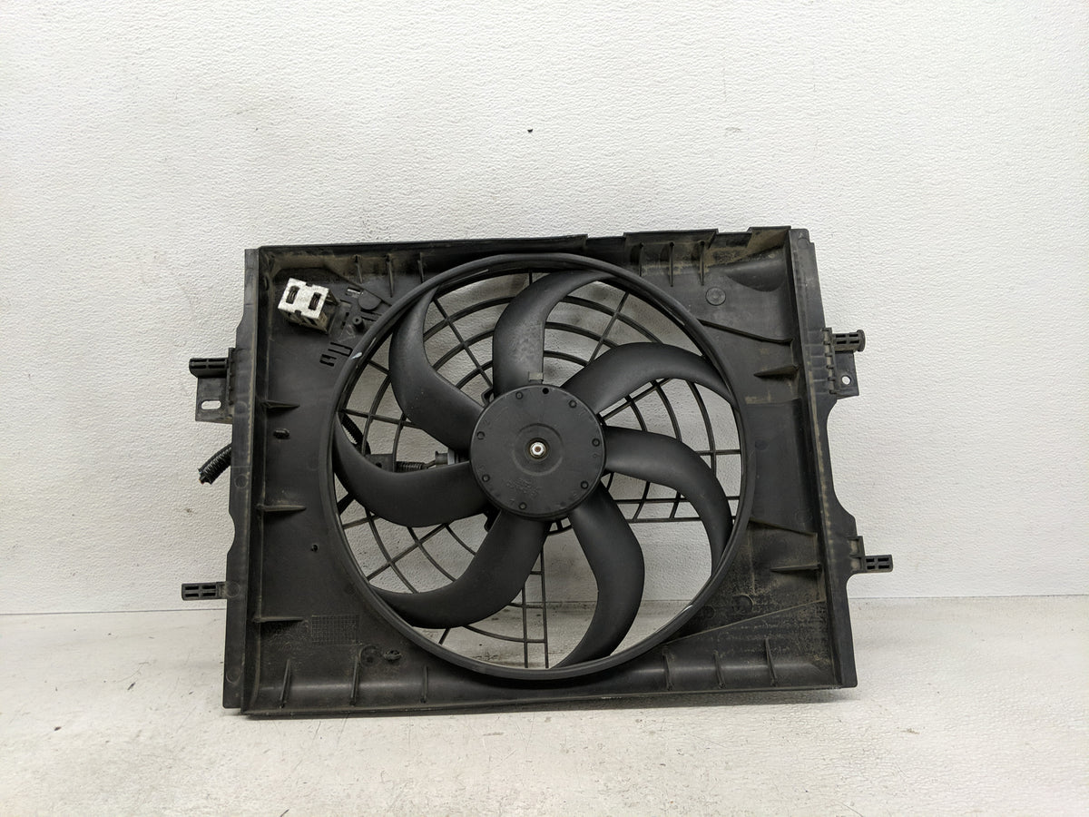 2018-2021 Nissan Kicks Electric Radiator Cooling Fan Motor Assembly P/N:21481-5RB0B Fits Fits 2018 2019 2020 2021 OEM Used A