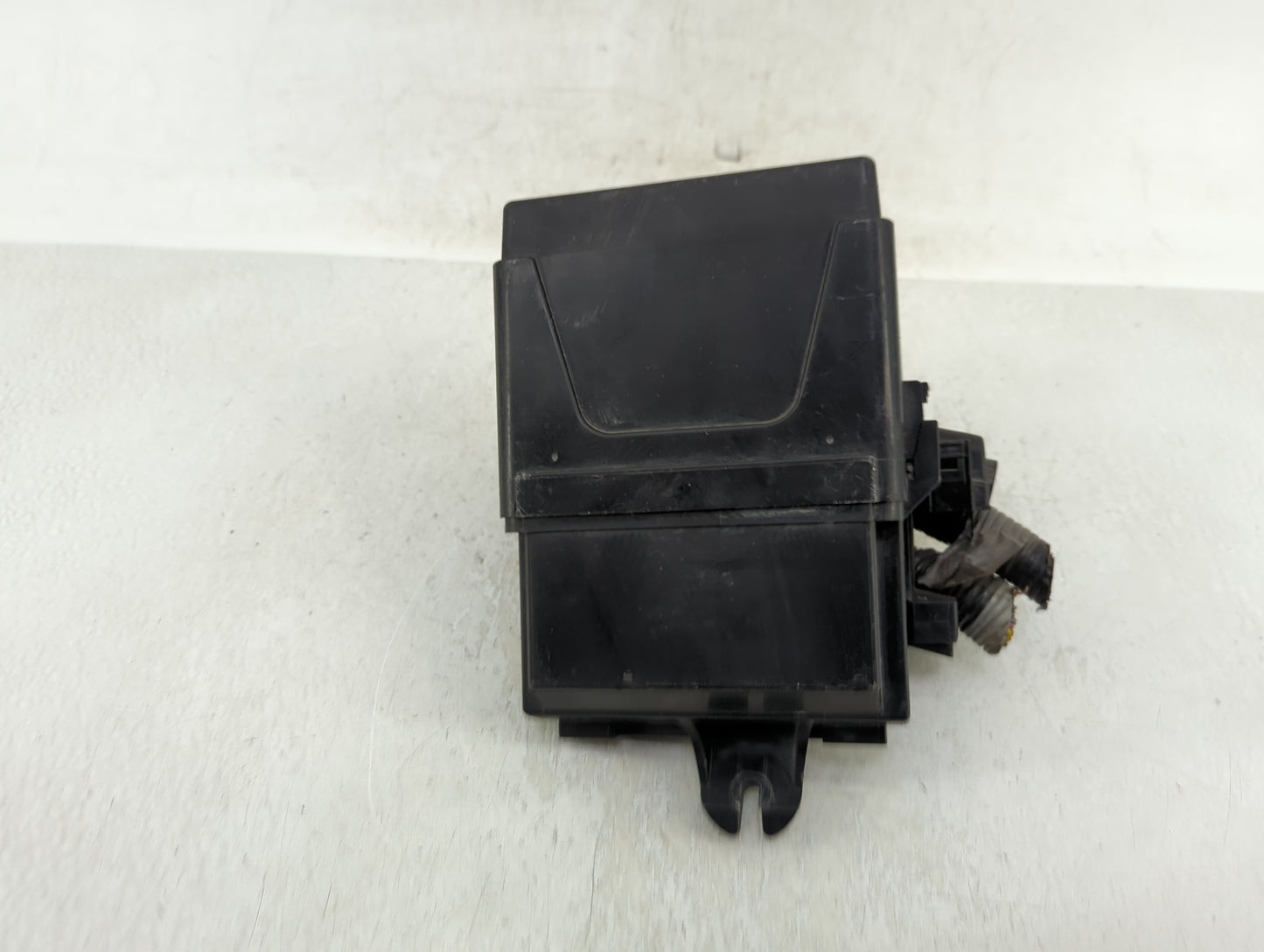 2018-2021 Nissan Kicks Fusebox Fuse Box Panel Relay Module Fits Fits 2018 2019 2020 2021 OEM Used Auto Parts - Oemusedautopa