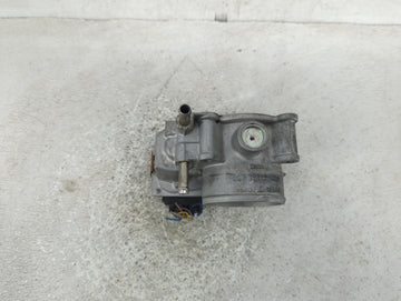 2014-2020 Nissan Nv200 Throttle Body P/N:ET-A60-02 Fits Fits 2007 2008 2009 2010 2011 2012 2013 2014 2015 2016 2017 2018 2019 2020 OEM Used Auto Parts